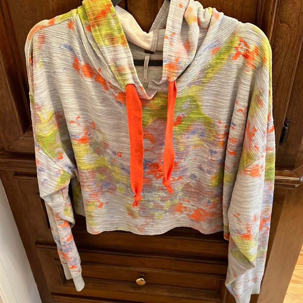 Free People Thinkin About You Crop Hoodie L